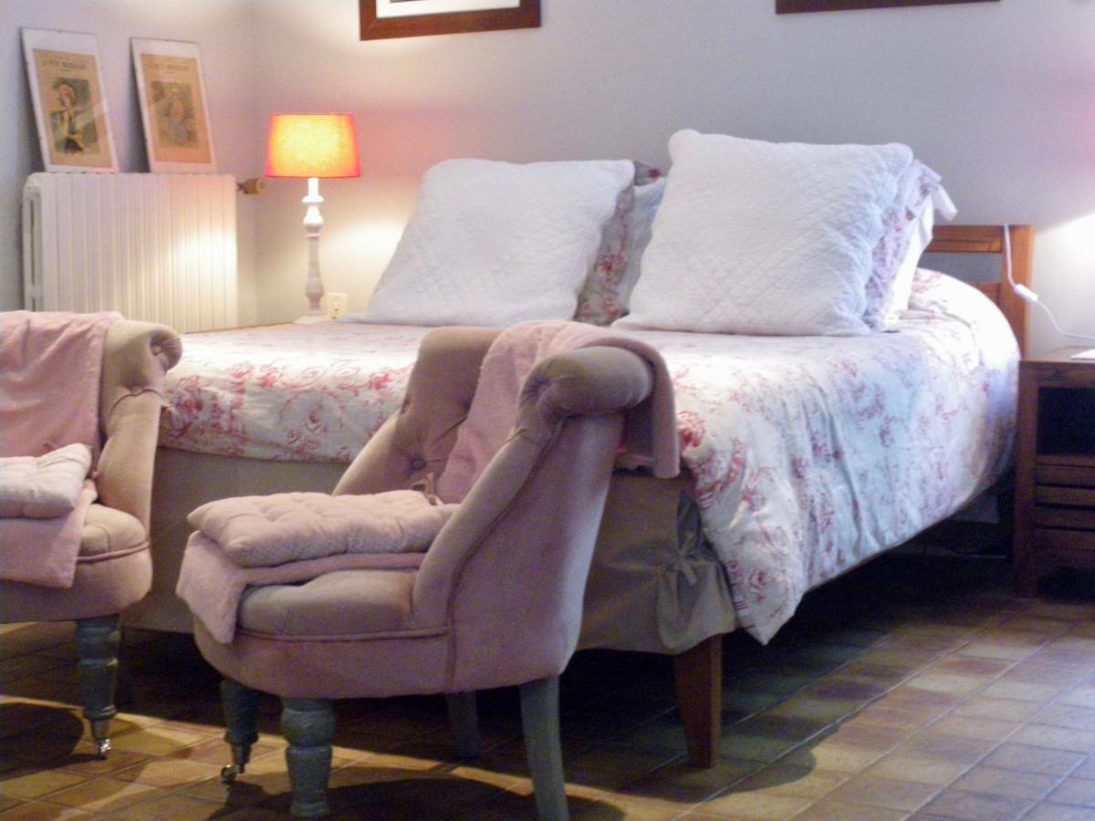Bed and Breakfast La Metairie Du Pont Sainte-Hermine Екстер'єр фото