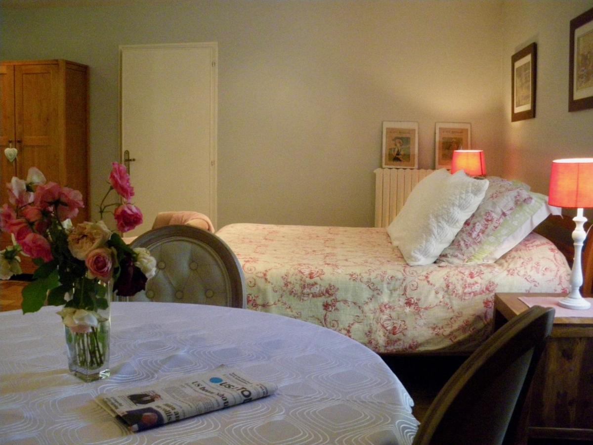 Bed and Breakfast La Metairie Du Pont Sainte-Hermine Екстер'єр фото